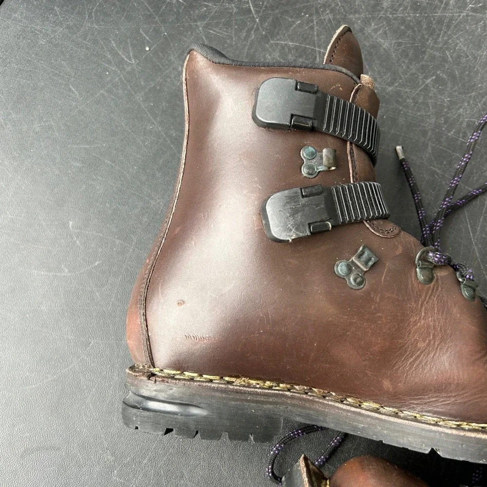 N/A vintage leather